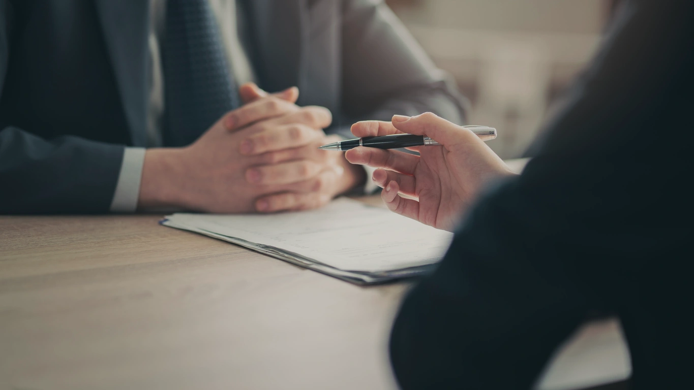 Getting Started With Financial Planning Stoic Wealth Advisors Financial advisor discussing personalized planning strategies during an introductory client consultation